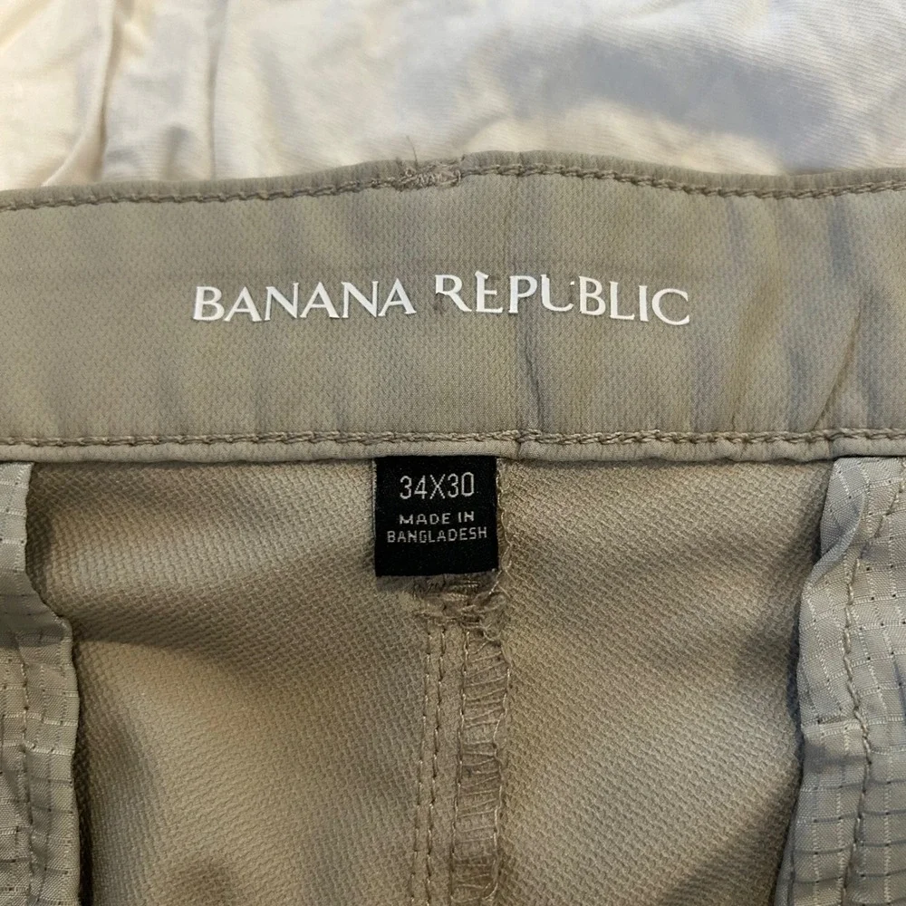 Banana Republic Mens 34x30 Straight Fit Chino Pants‎ Khaki Polyester Blend